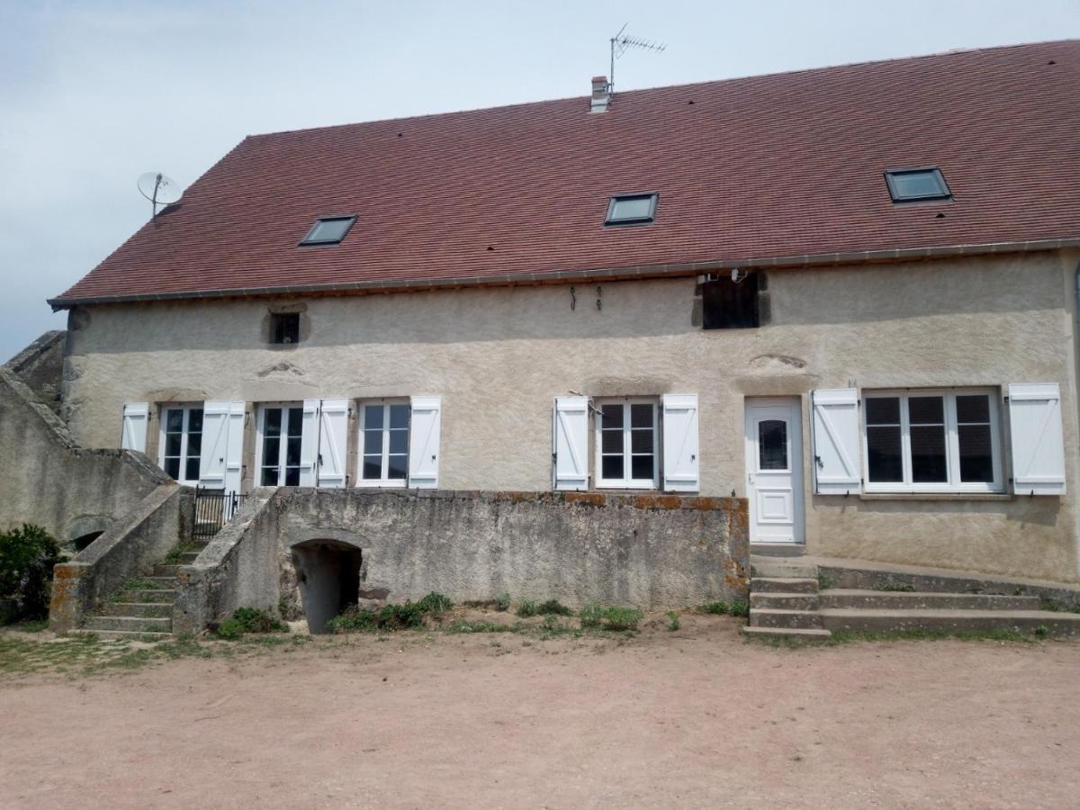 Gite A La Ferme Le Rousset Exteriér fotografie
